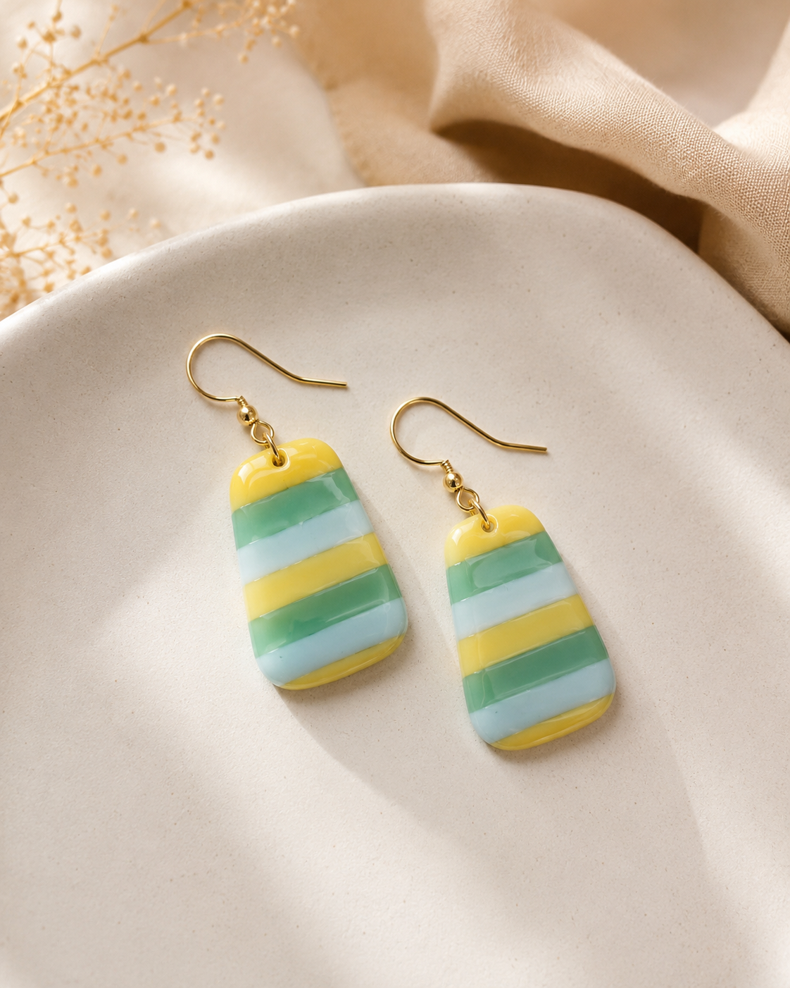 Balance software edge rectangle earrings green blue yellow