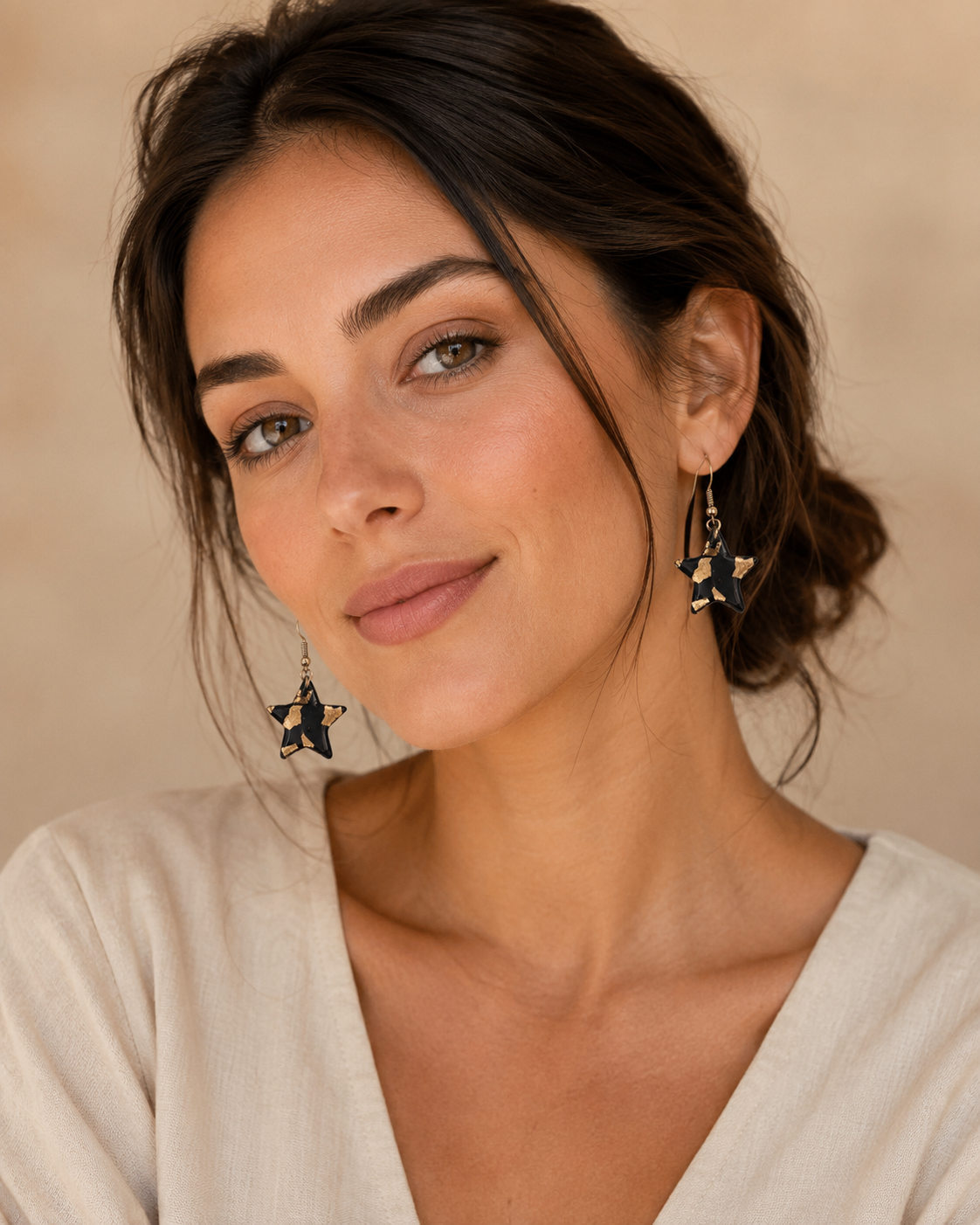 Radiant Love Star Earrings – Black and Gold